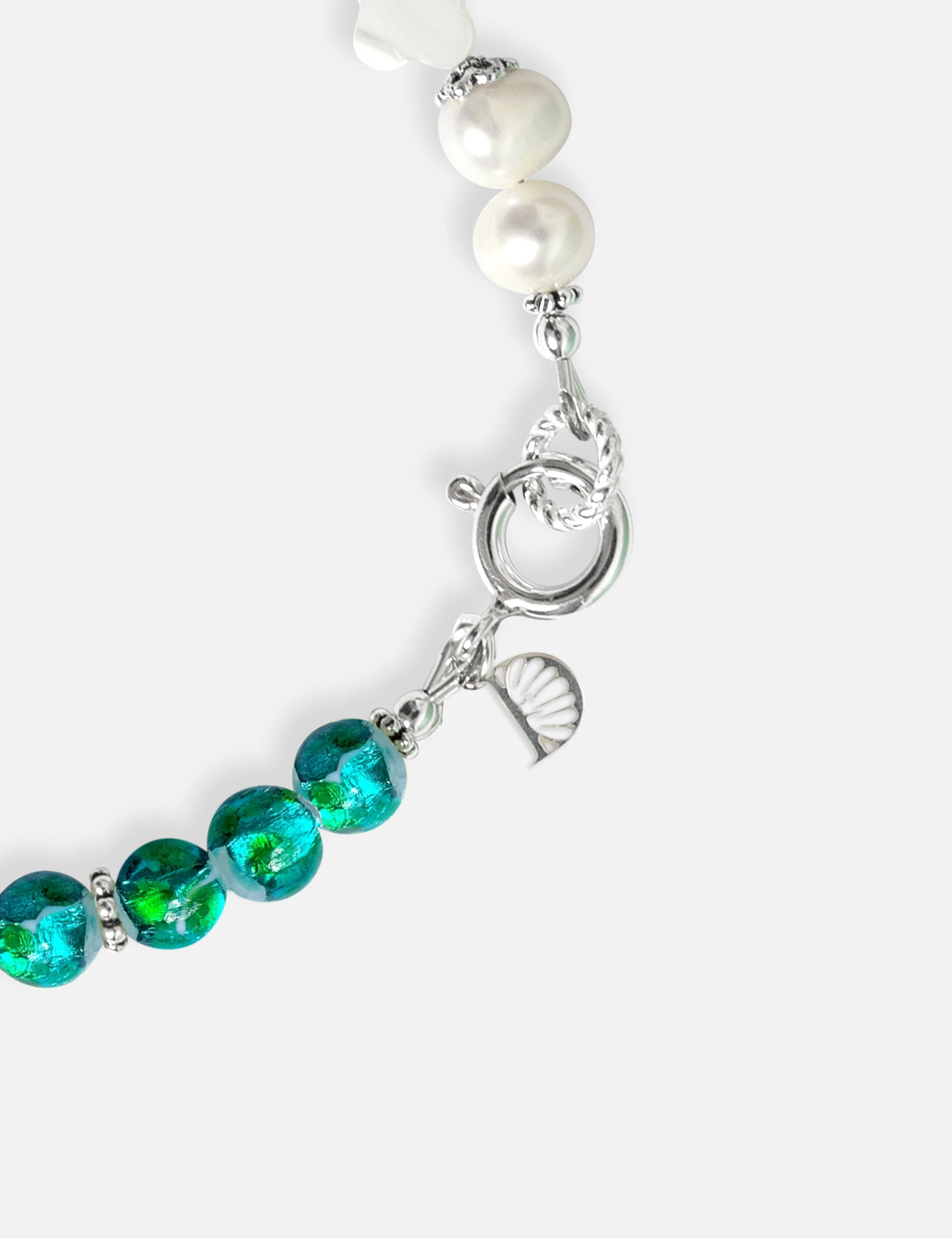 Bracelet perles de culture bleu phosphorescent
