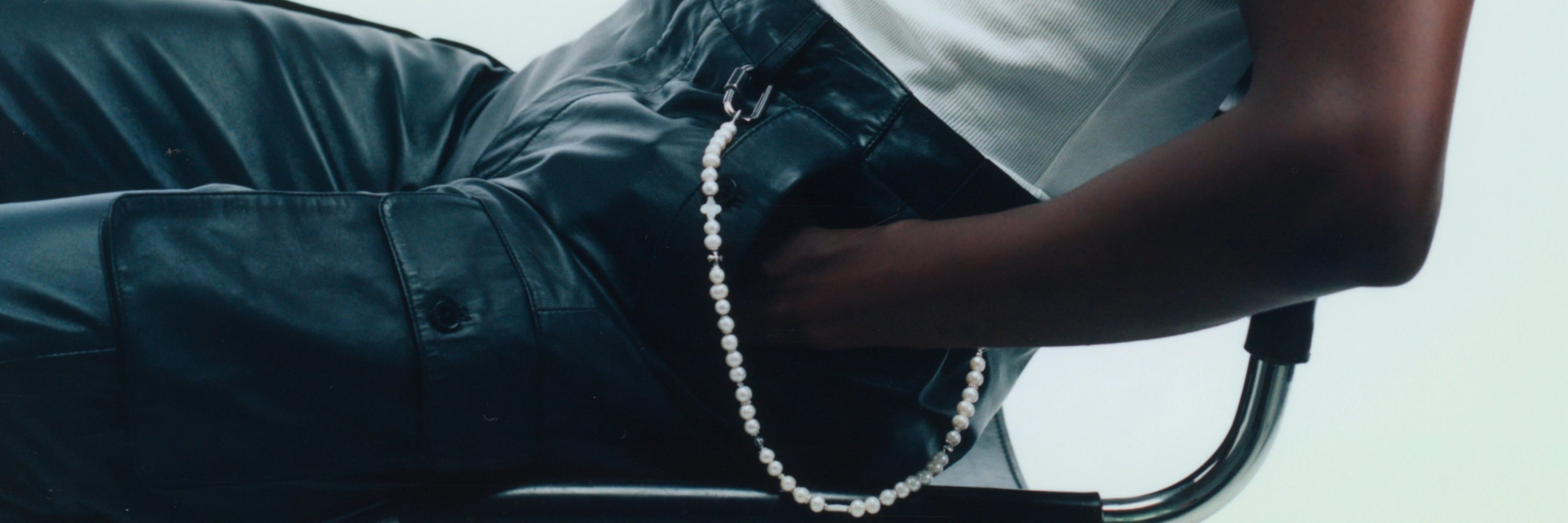 Chaîne de pantalon perles de culture