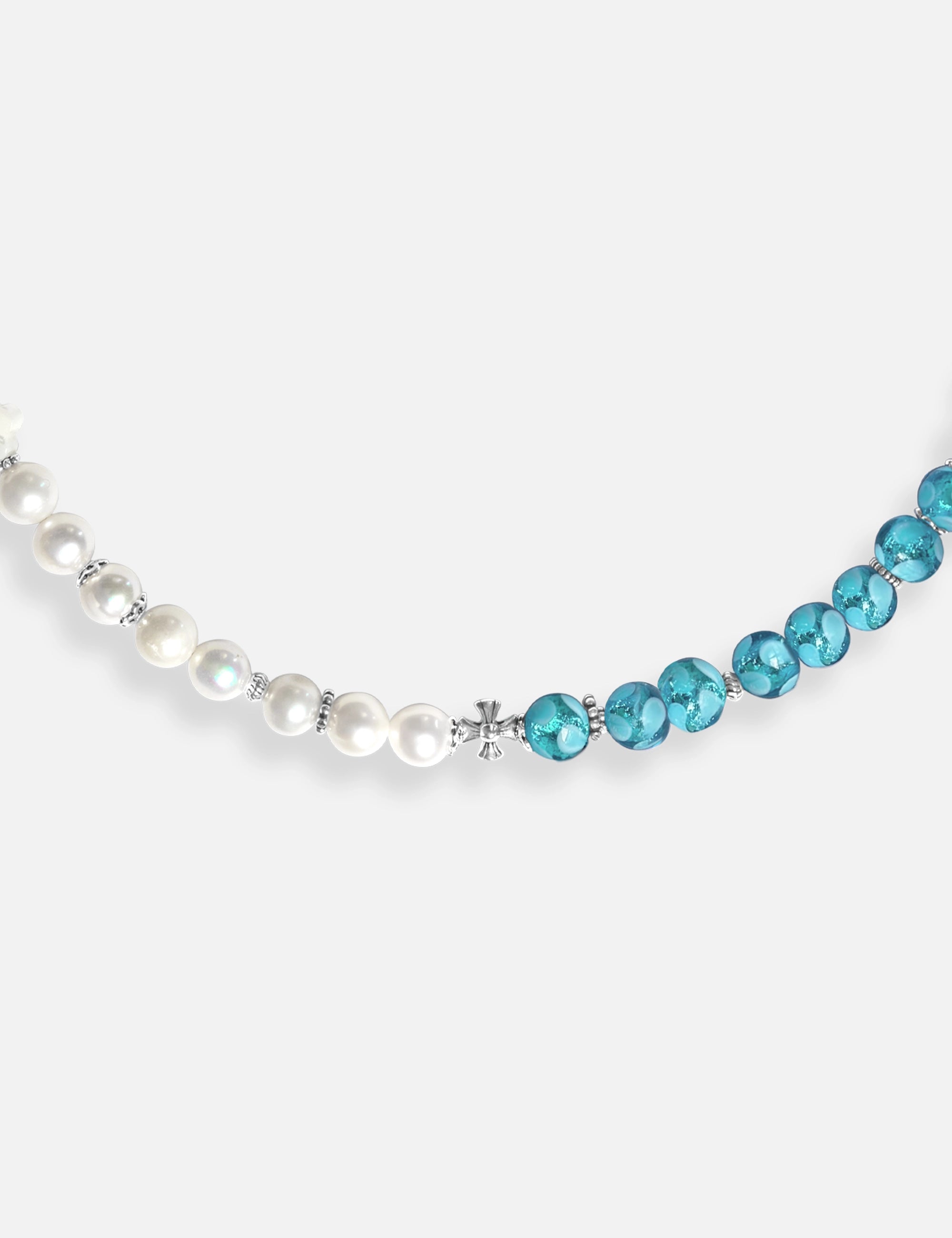 collier perles culture bleu phosphorescent