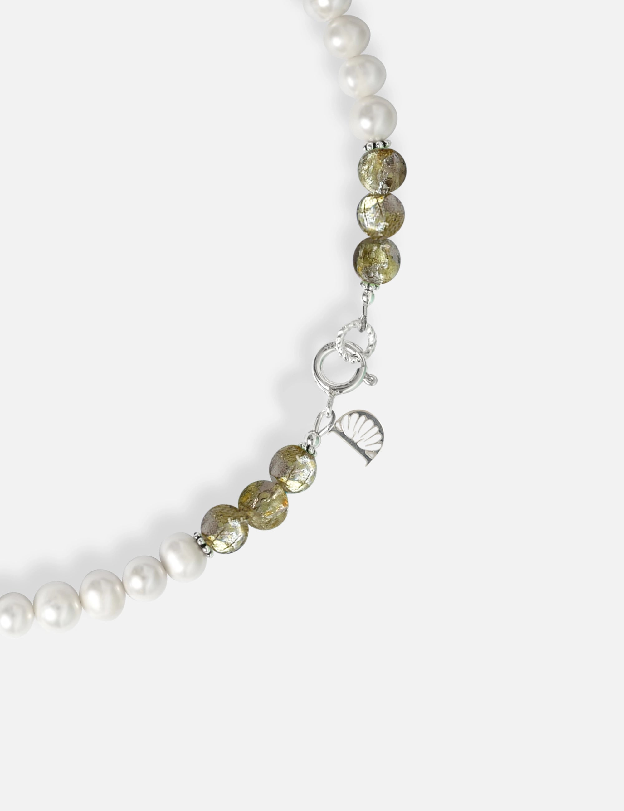 Collier perles culture kaki phosphorescent