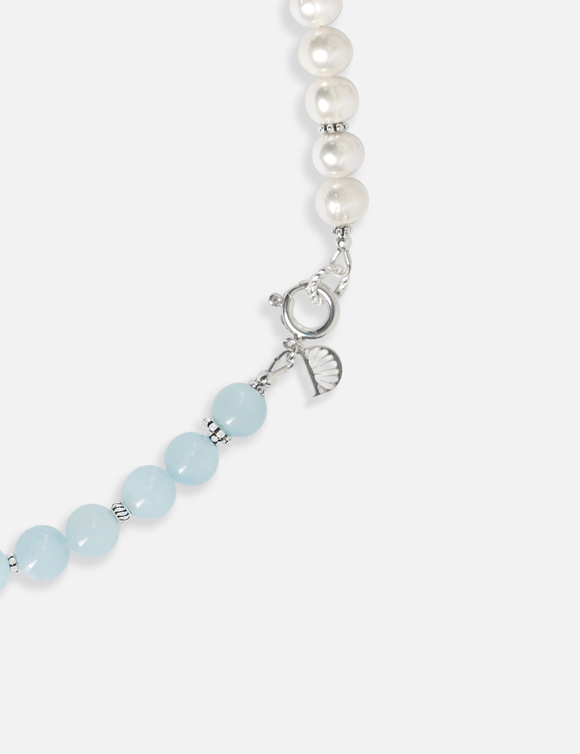 Collier perles de culture bleu