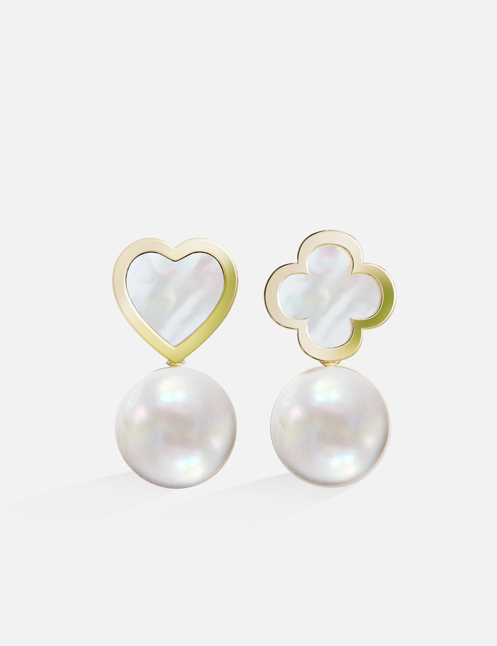 CASINO Gold Club Earring