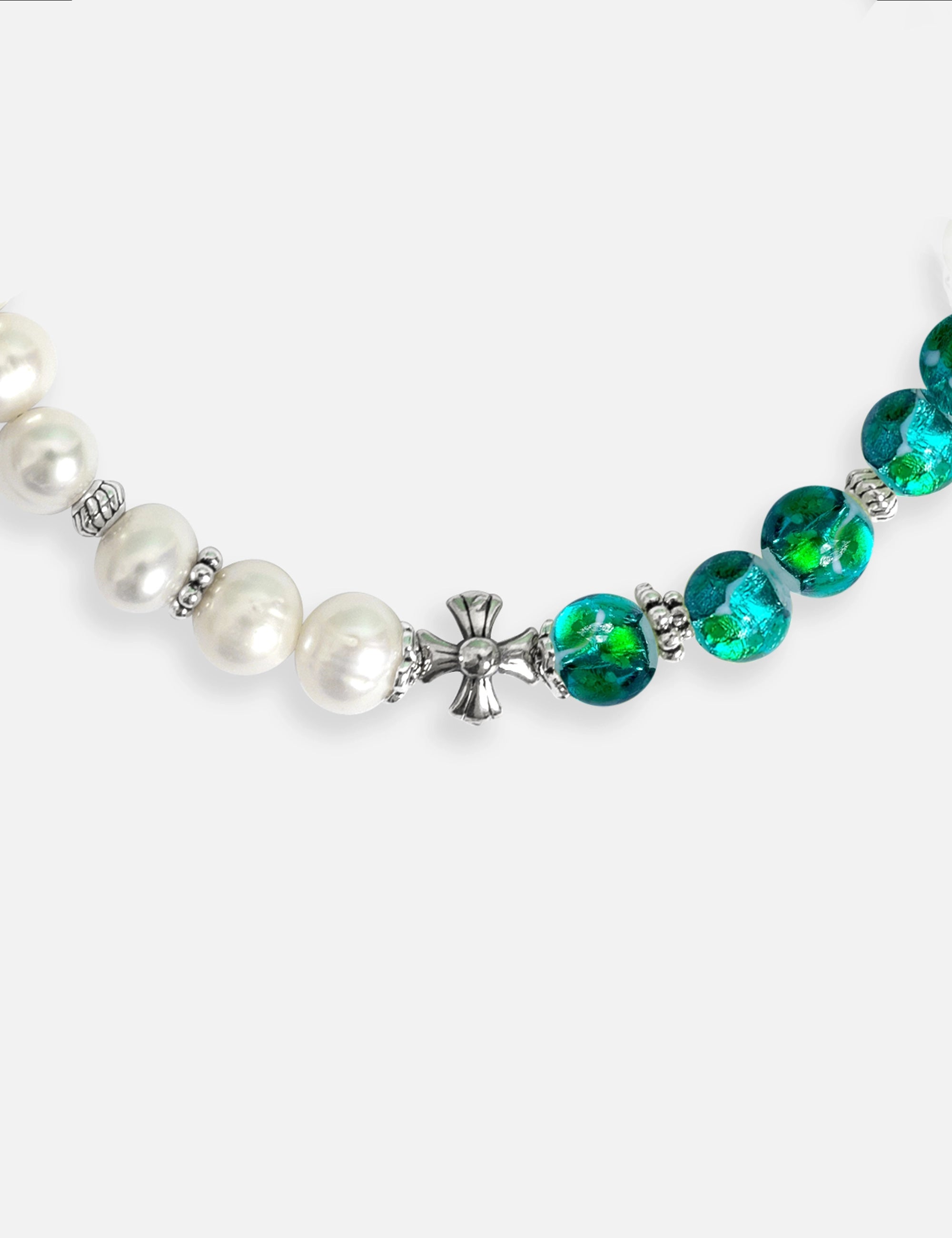 Bracelet perles de culture bleu phosphorescent