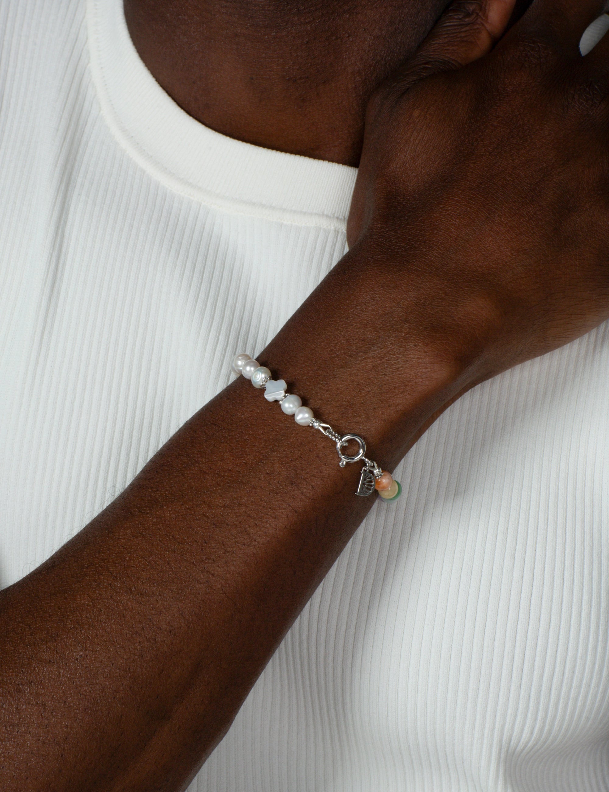 Bracelet perles de culture pierres multicolores