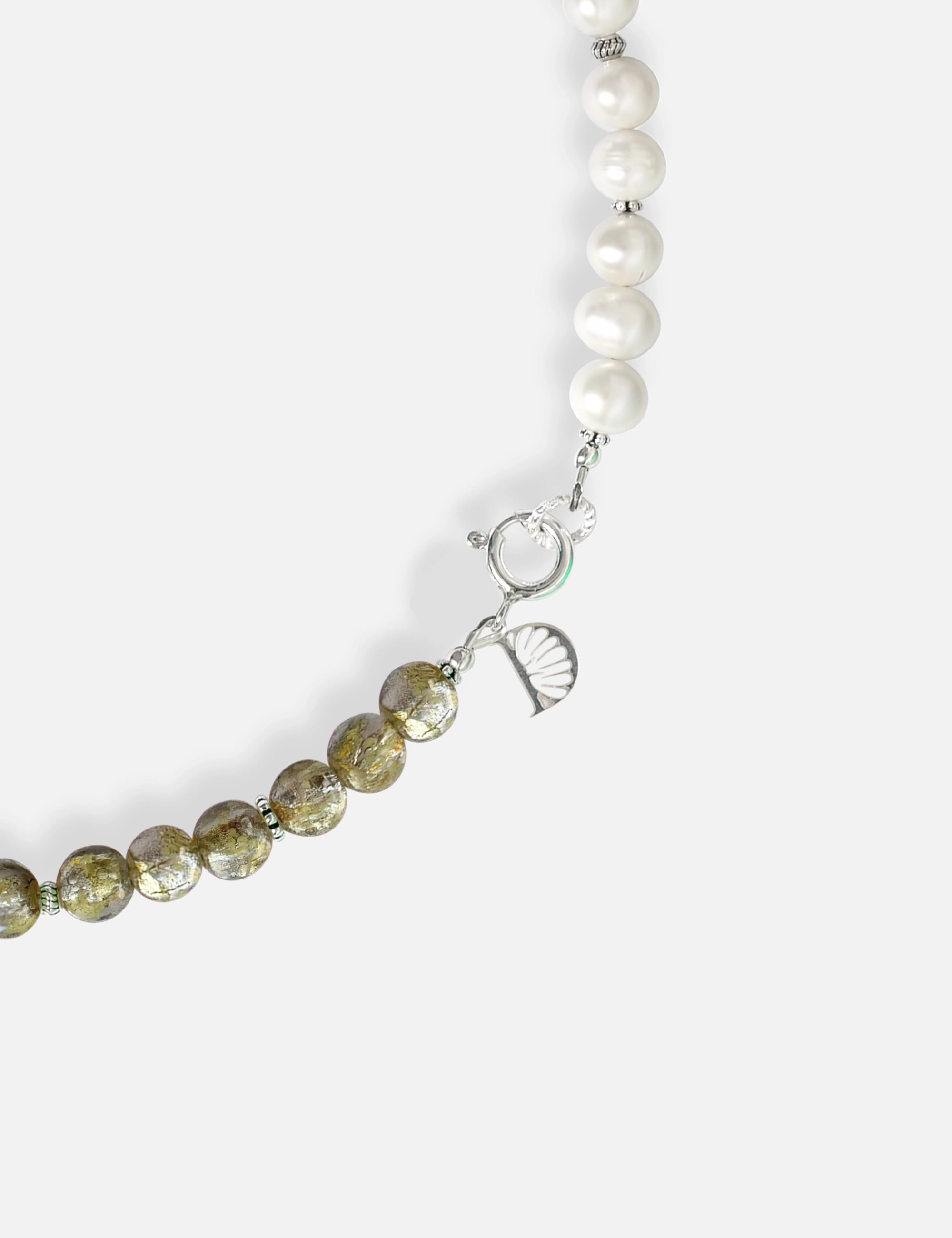 Collier perles de culture kaki phosphorescent