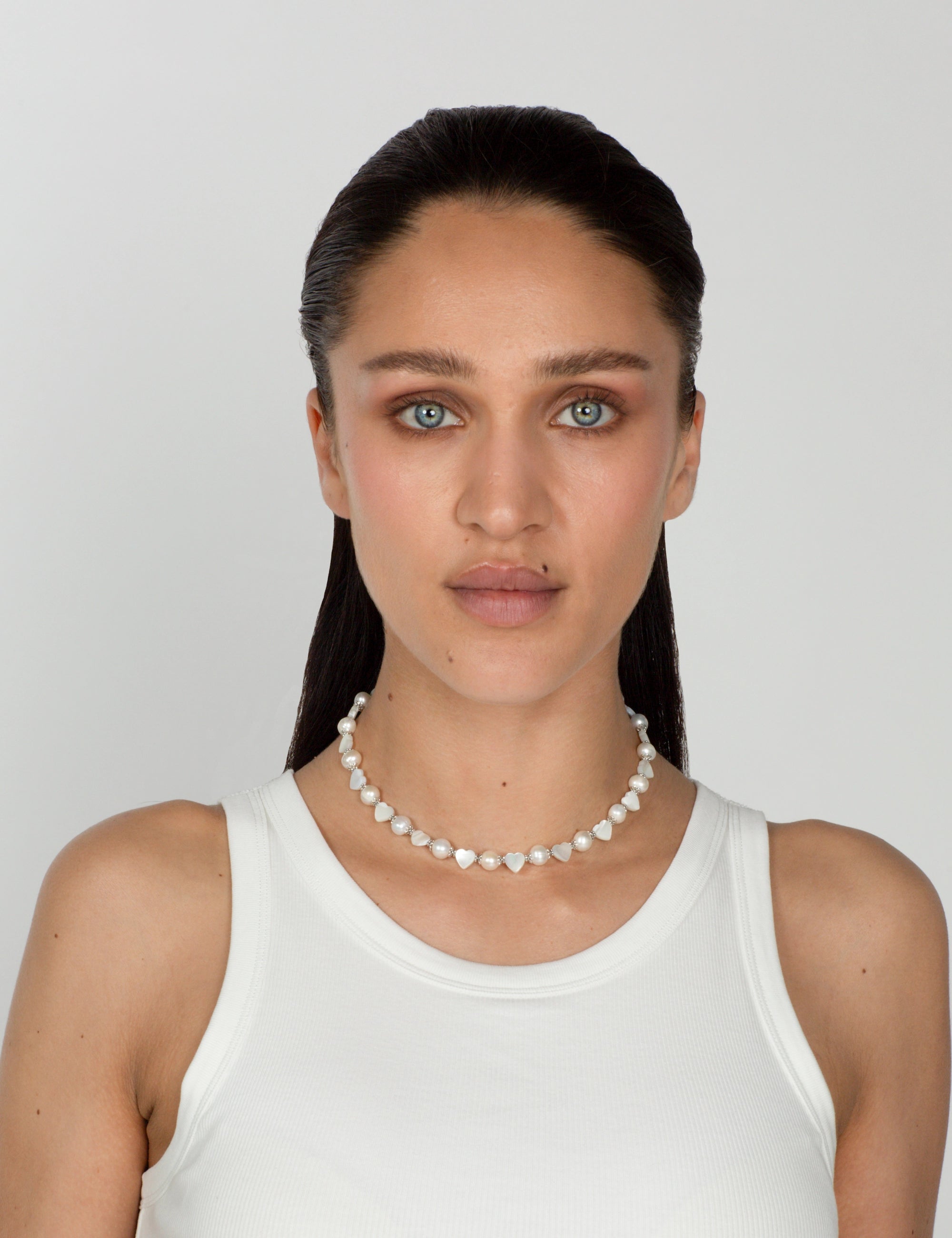 Collier perles de culture blanches cœurs