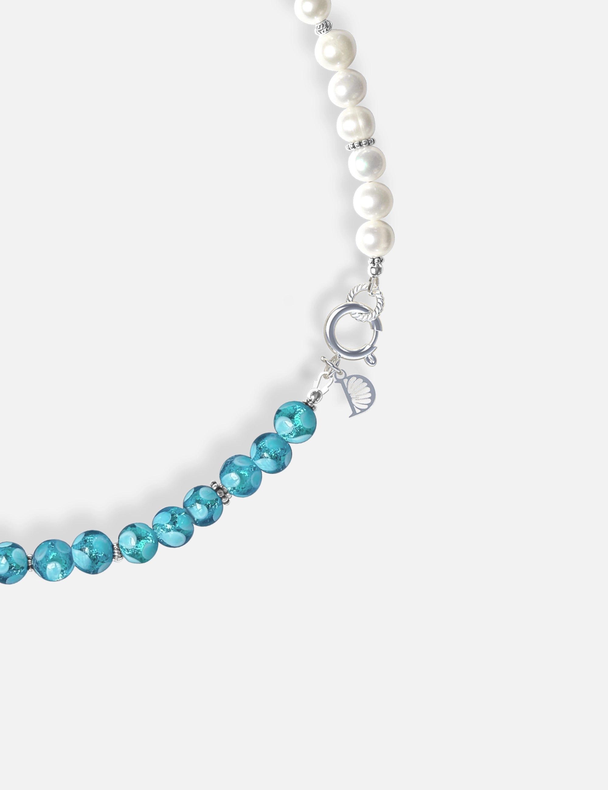 collier perles culture bleu phosphorescent