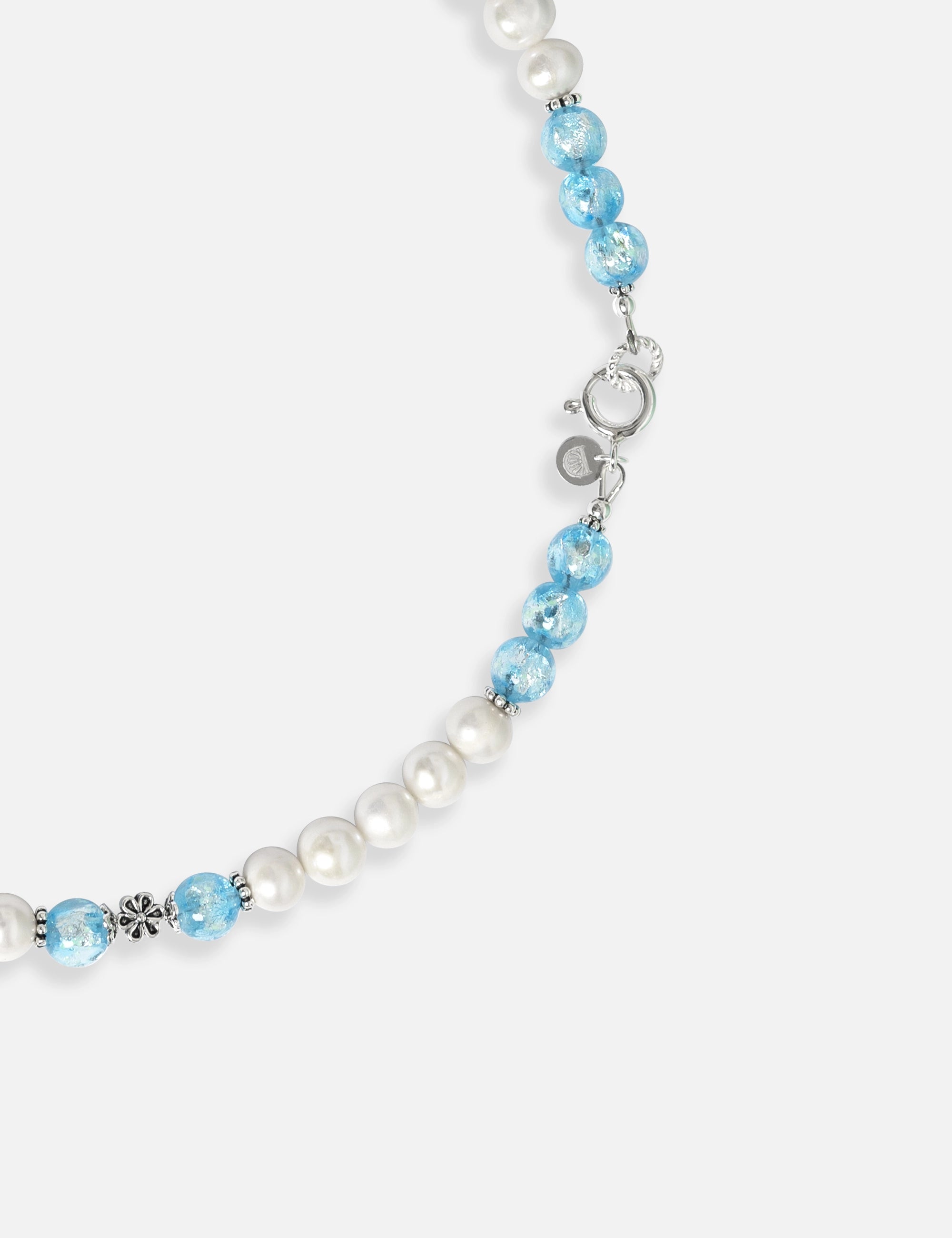 Collier perles bleues Okinawa phosphorescentes