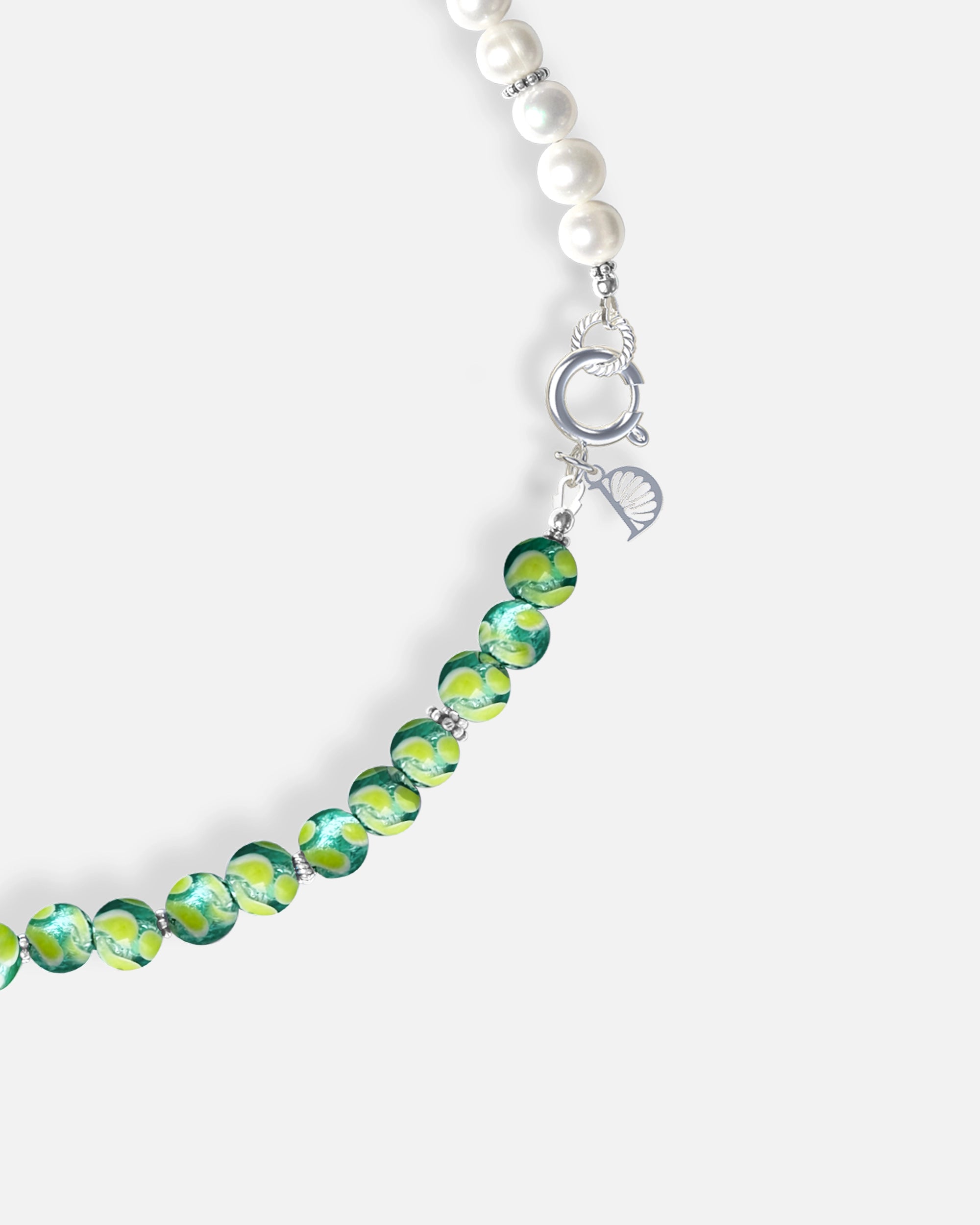 collier perles culture phosphorescent vert