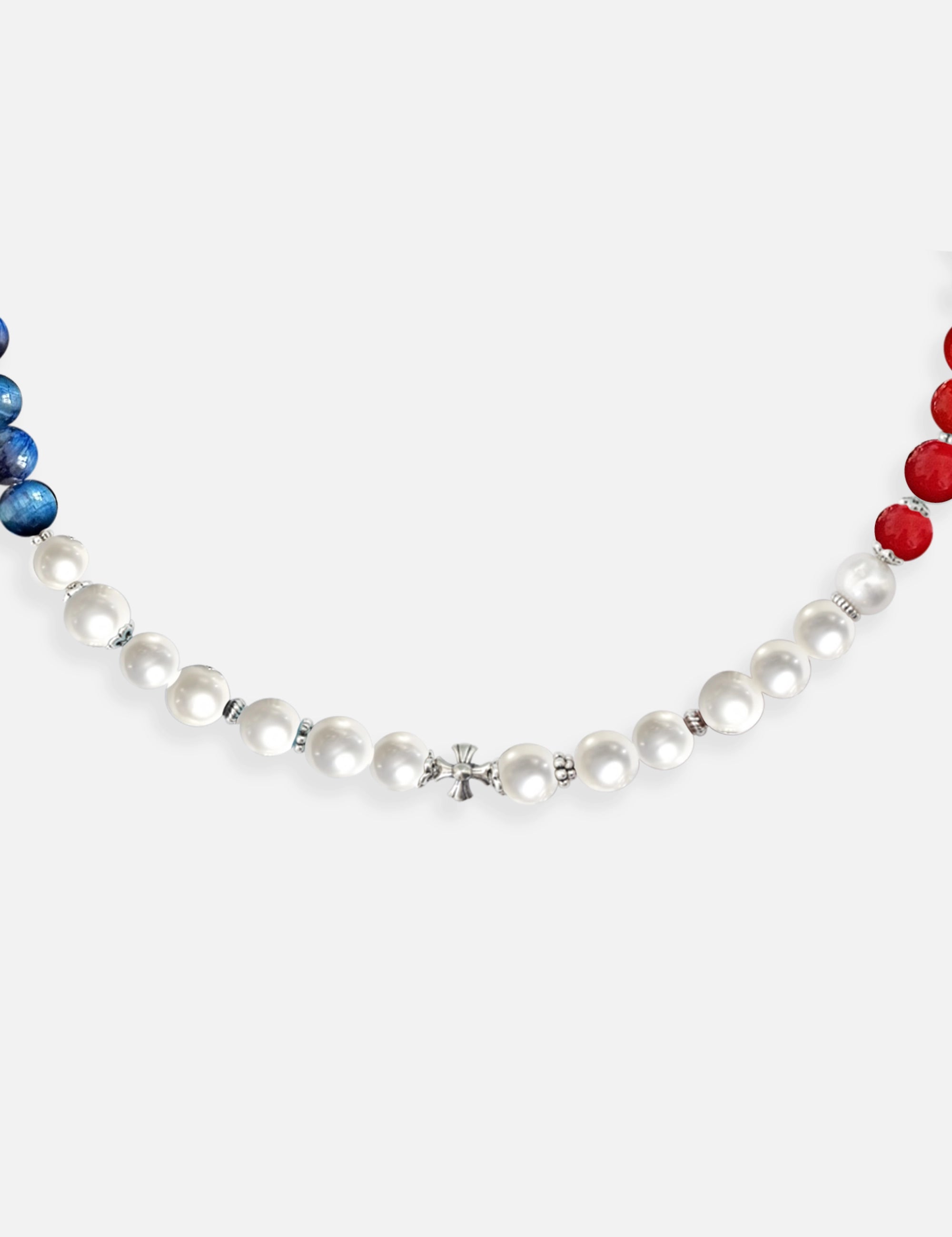 Collier perles culture bleu blanc rouge