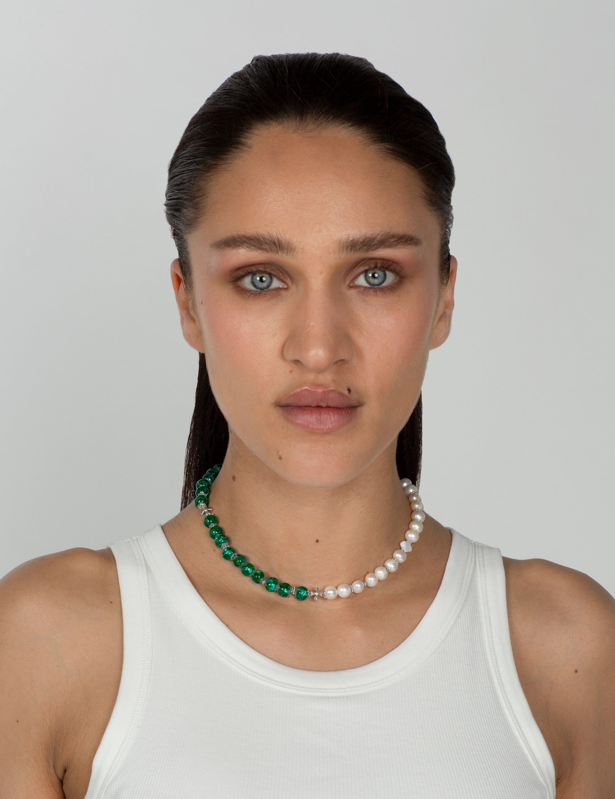 Collier perles de culture bleu phosphorescent
