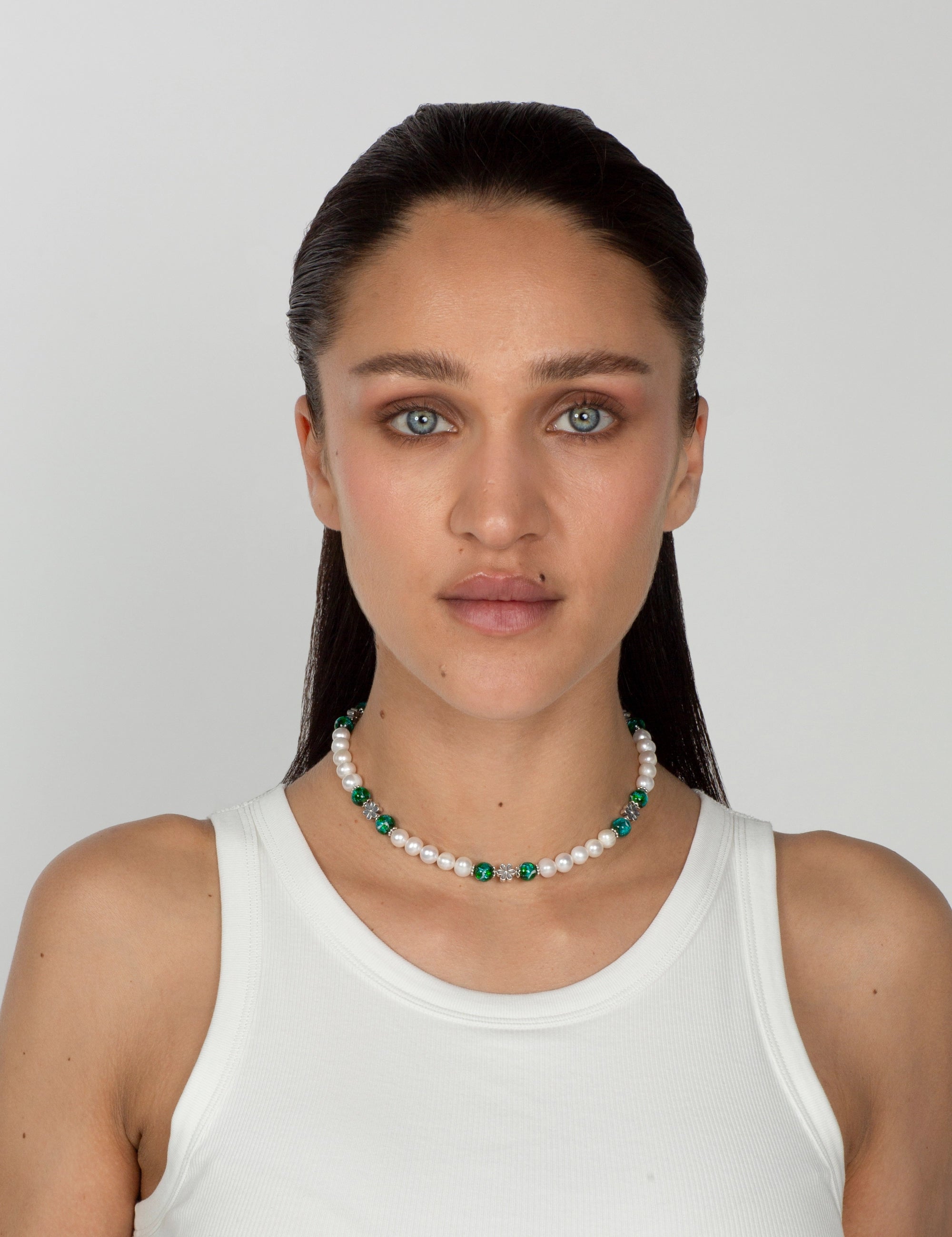 Collier perles culture bleu phosphorescent