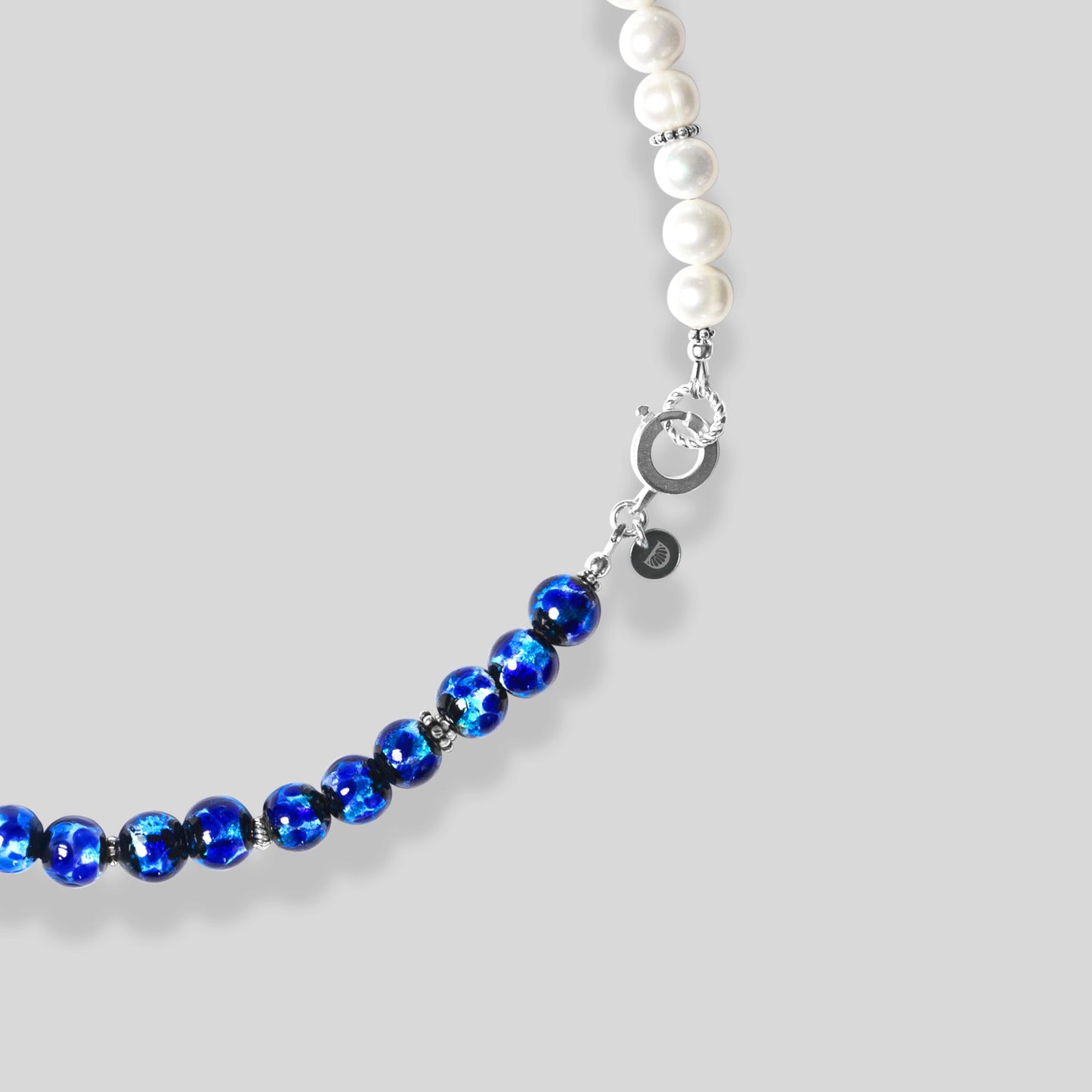 Collier de perles phosphorescent Hotaru Okinawa pour homme et femme de luxe, perles naturelles de culture, perles d'eau douce, pierres fines et argent 925. Tendance et luxueux. Brille dans le noir.