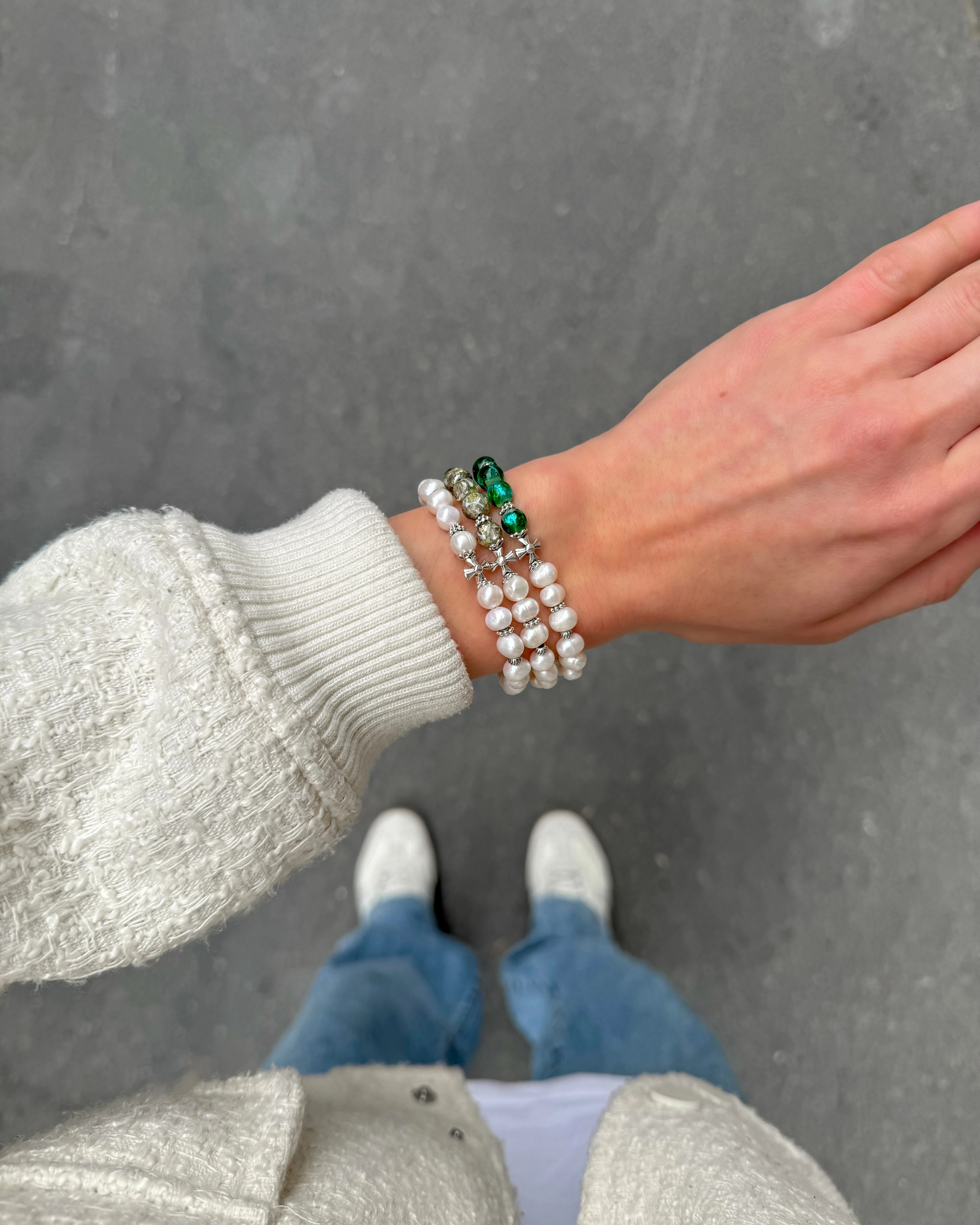 Bracelet perles de culture bleu phosphorescent