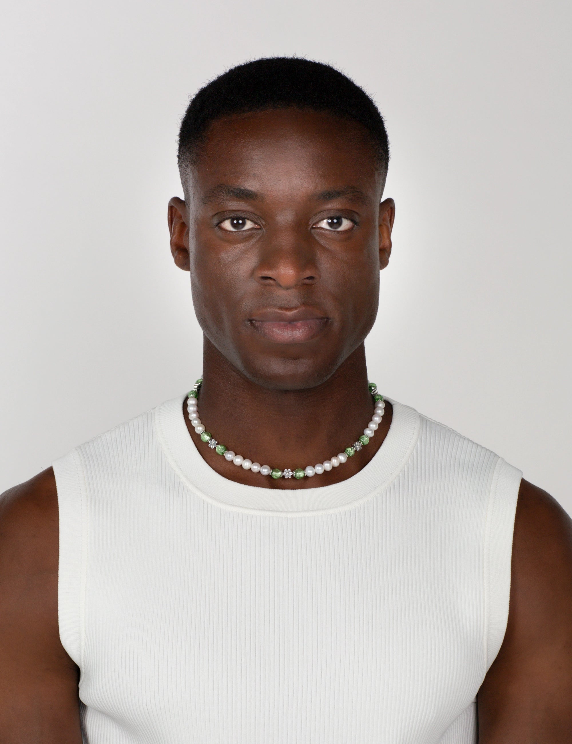 Collier perles vertes Okinawa phosphorescentes