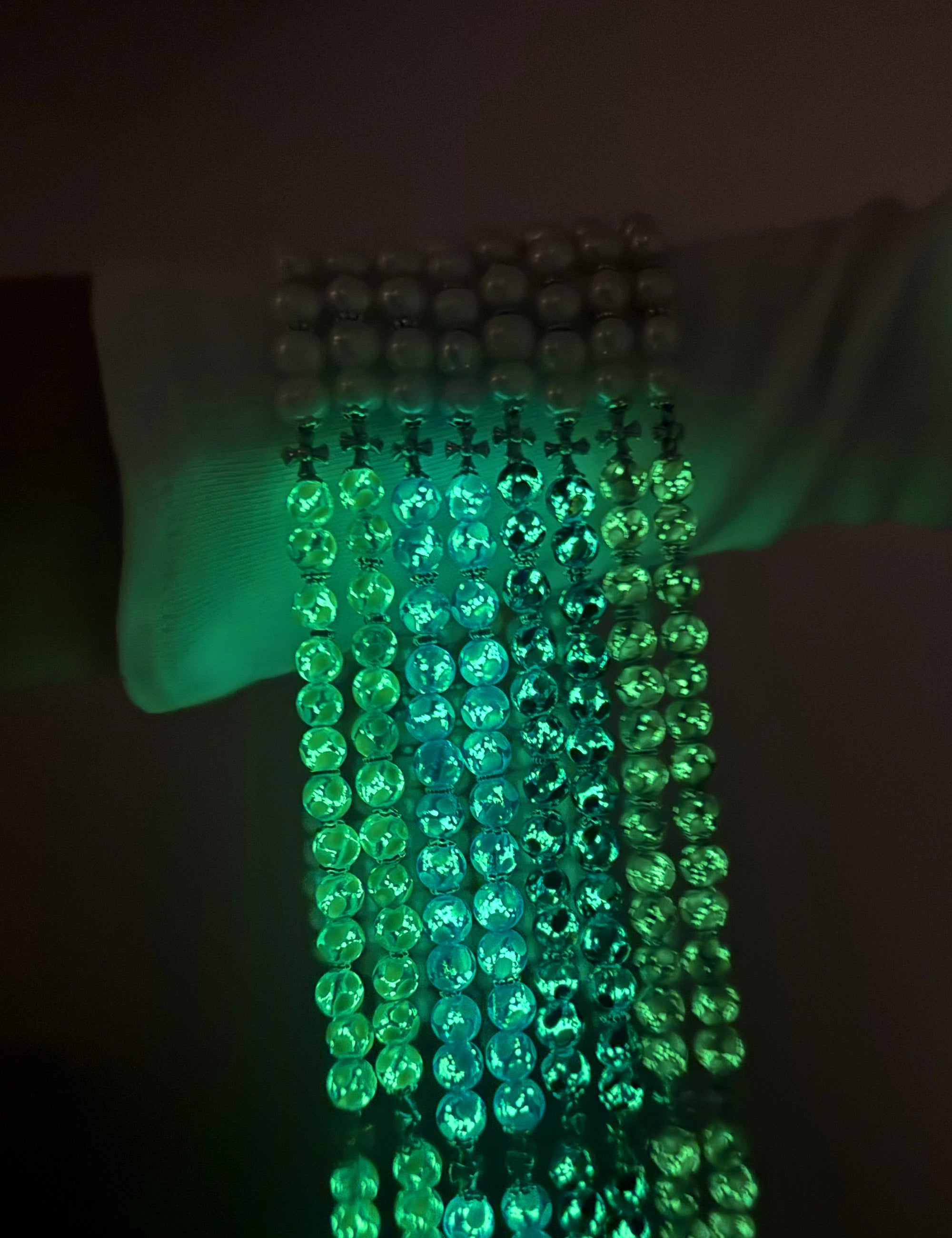 collier perles culture phosphorescent vert